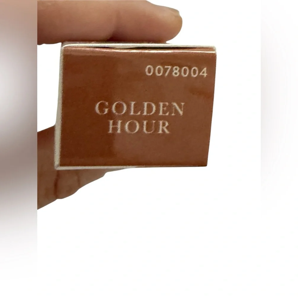 Laura Geller Shine & Shield Lip Balm in Golden Hour
